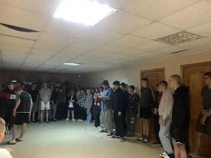 32